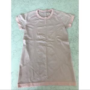Lululemon pink workout shirt
